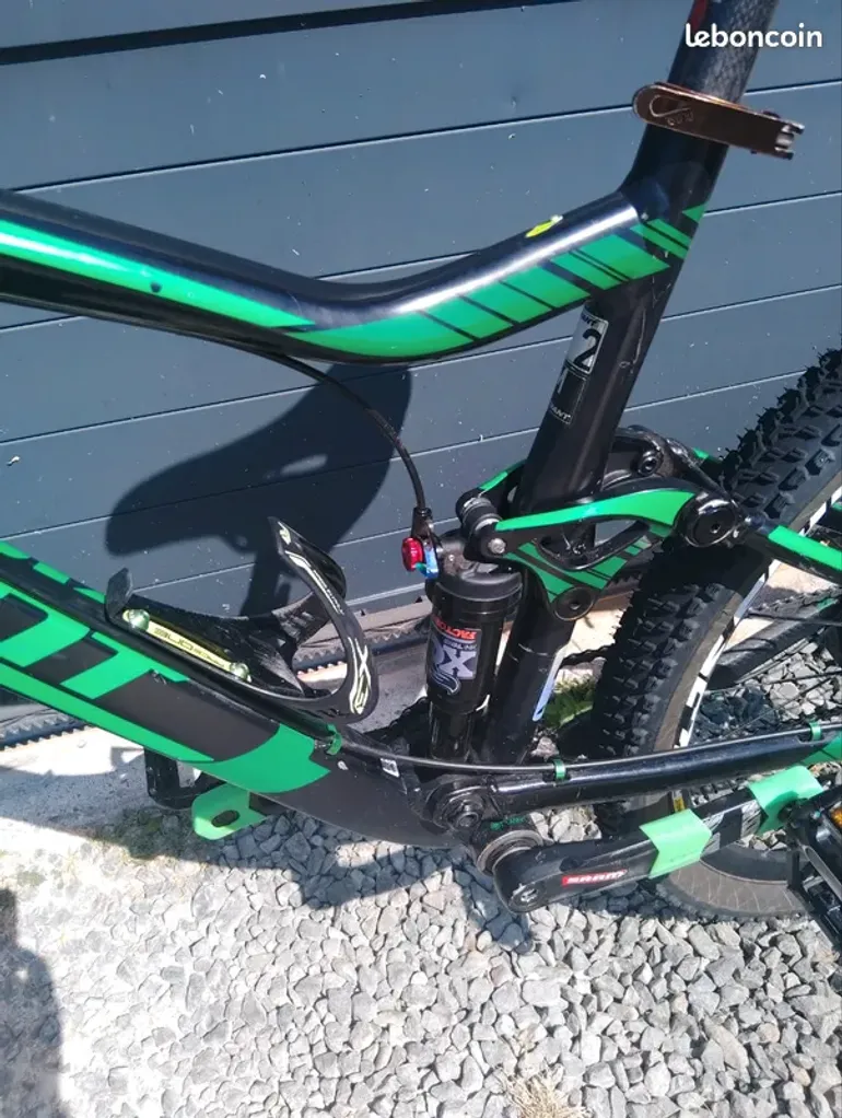 Used Giant Stance 2 2016 Mountainbike, Black — image 5 of 5