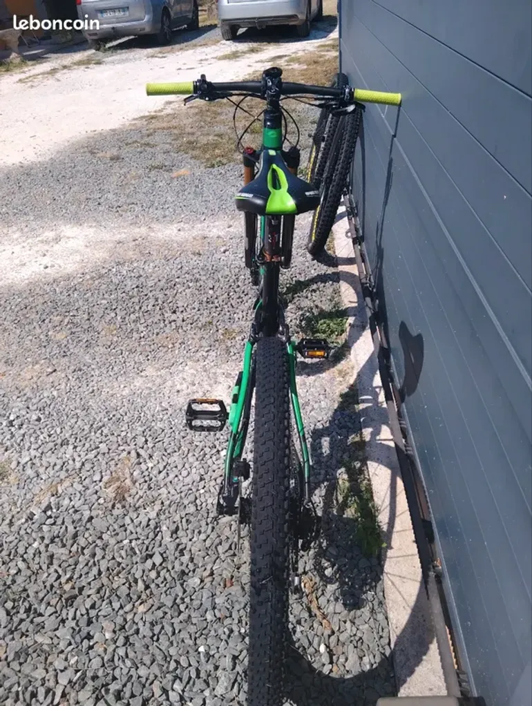 Used Giant Stance 2 2016 Mountainbike, Black — image 4 of 5