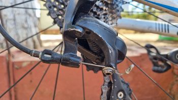 Used Giant Propel Shimano 105 2016 Road & Gravel, Black — image 6 of 11