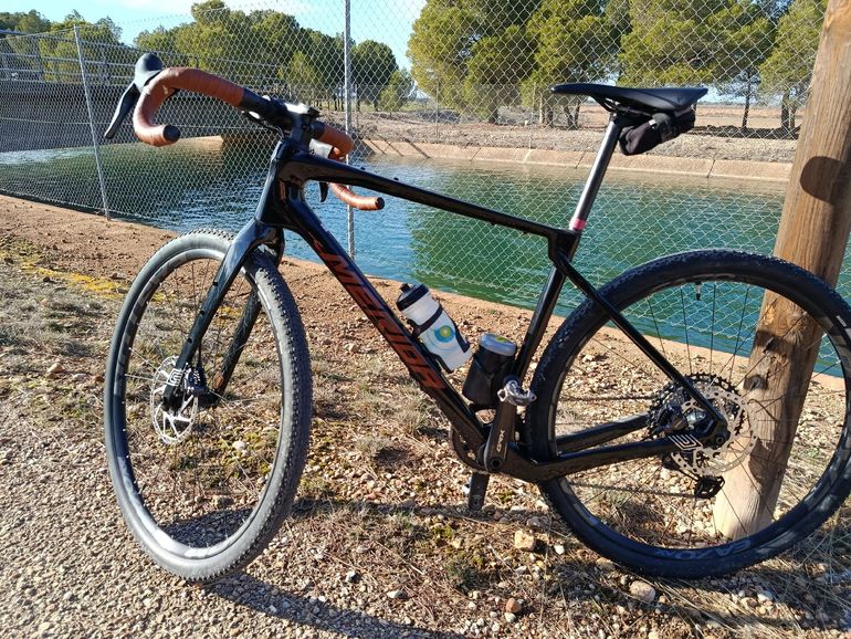 Used Merida SILEX 7000 2025 2025 Road & Gravel, Black — image 2 of 4