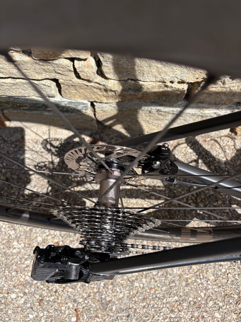 Tweedehands Colnago V5Rs Campagnolo Super Record 2025 Road & Gravel — afbeelding 1 van 7