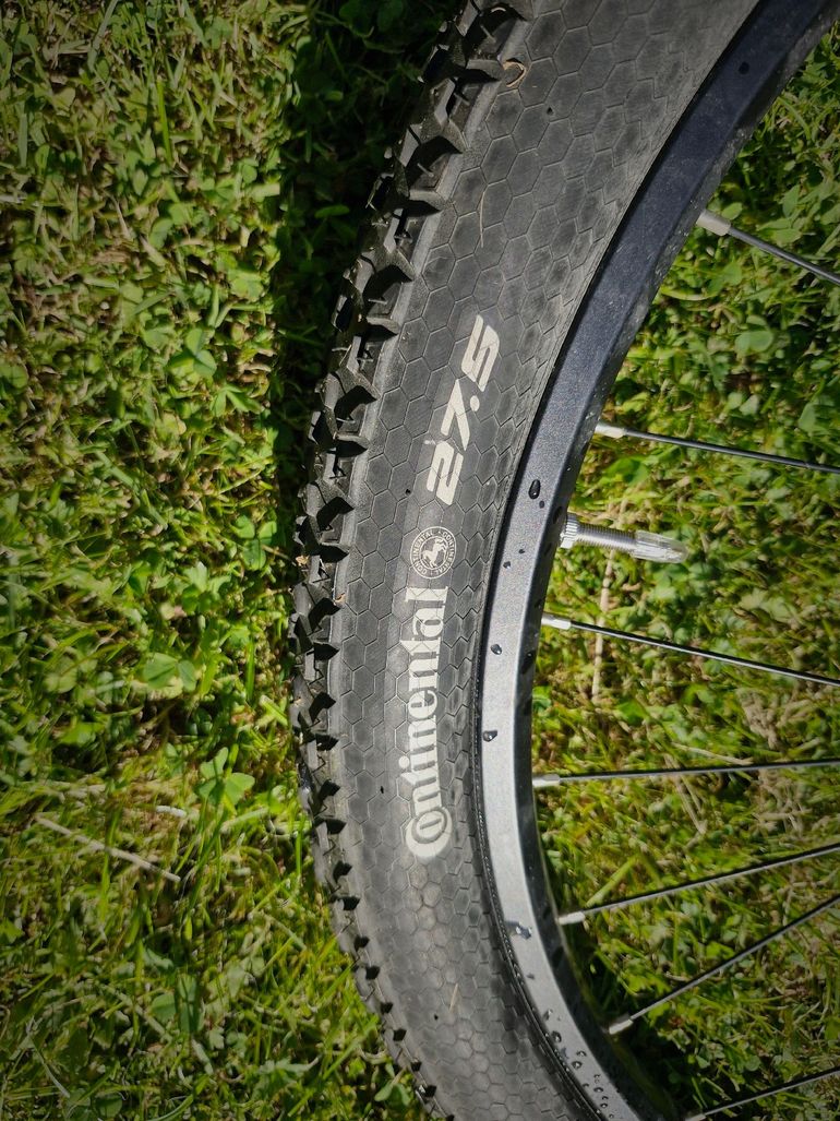 Tweedehands Focus Custom Shimano Altus 2018 Mountainbike — afbeelding 2 van 11
