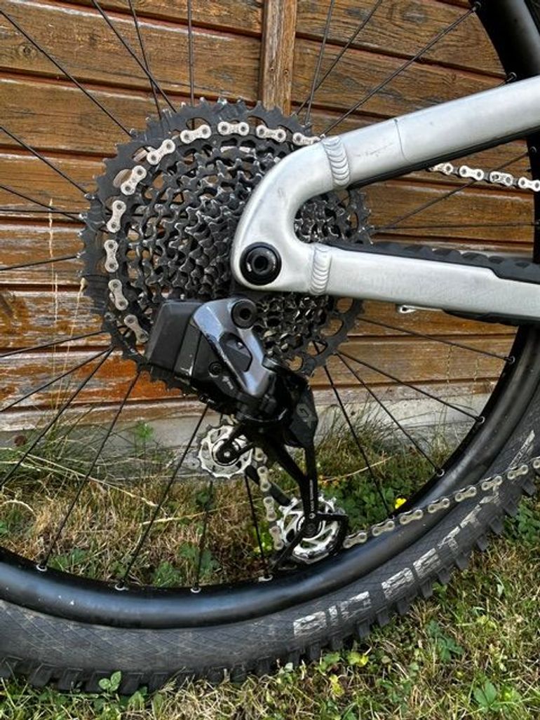 Used Propain Ekano SRAM GX Eagle AXS 2023 Mountainbike, Light Gray — image 7 of 12