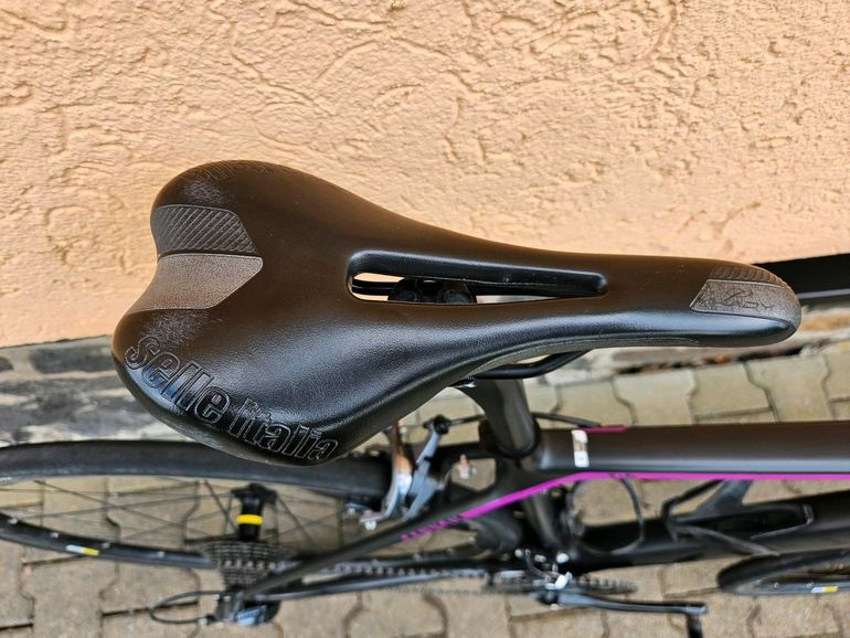 Brugt Canyon Ultimate CF SL 2016 Road & Gravel — billede 14 af 26