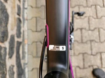 Gebrauchtes Canyon Ultimate CF SL 2016 Road & Gravel, Schwarz — Bild 20 von 26