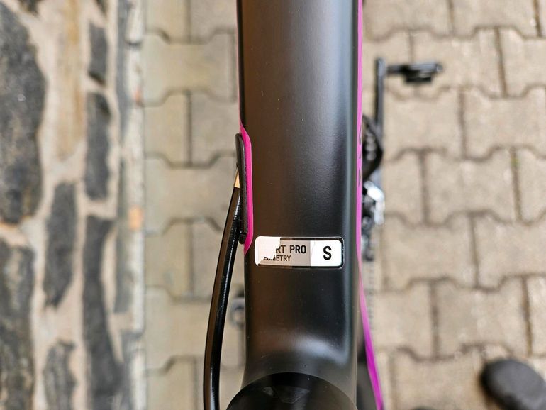 Brugt Canyon Ultimate CF SL 2016 Road & Gravel — billede 20 af 26