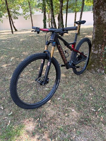Used Orbea OIZ M-TEAM AXS 2025 2025 Mountainbike, Black — image 8 of 8