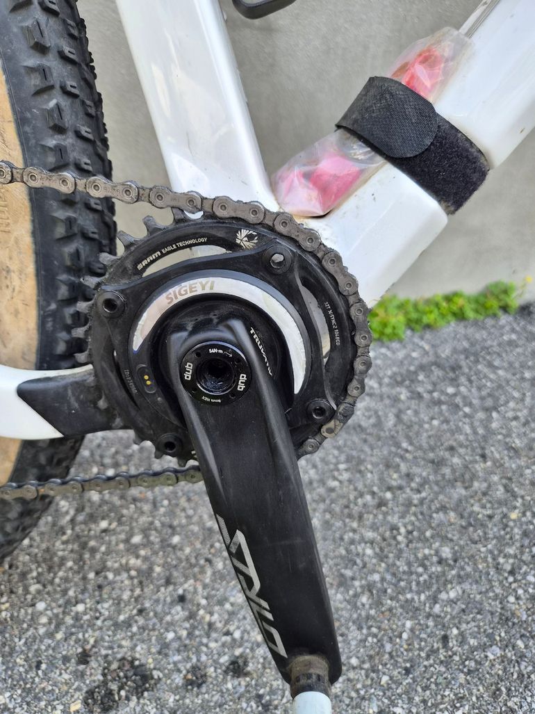 ROCKRIDER 29" Semi Rigid Mountain Bike XC 940 LTD Carbon Eagle 1x12 2024 2024 Mountainbike d'occasion — image 23 sur 24