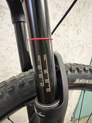 Specialized Stumpjumper FSR Comp 29 2017 2017 Mountainbike de segunda mano, Rojo — imagen 2 de 8