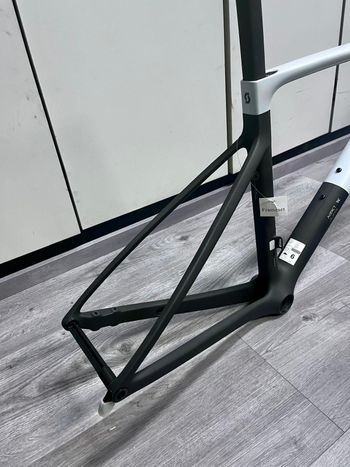 Scott Addict RC Pro HMX Frame set 2026 Frameset 2026 Road & Gravel de segunda mano, Blanco — imagen 3 de 6