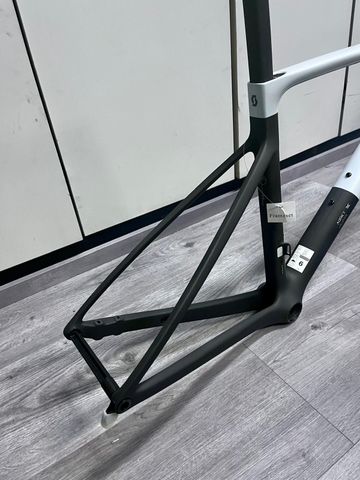 Tweedehands Scott Addict RC Pro HMX Frame set 2026 Frameset 2026 Road & Gravel — afbeelding 3 van 6