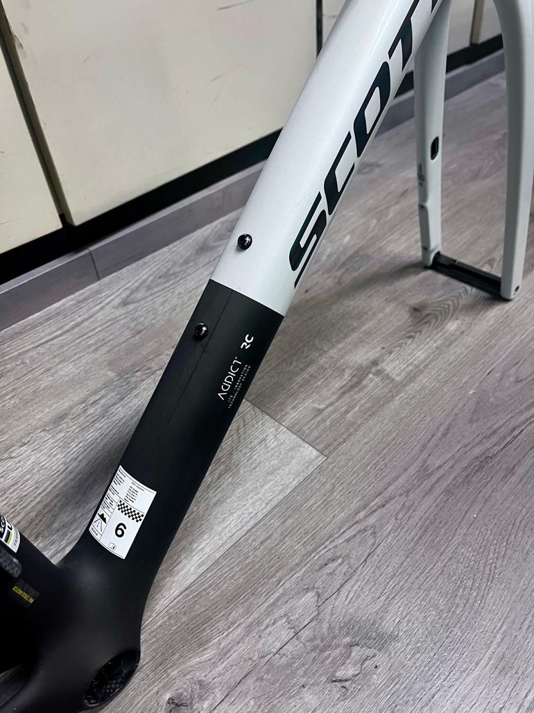 Scott Addict RC Pro HMX Frame set 2026 Frameset 2026 Road & Gravel de segunda mano, Blanco — imagen 4 de 6