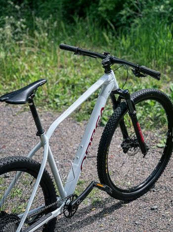 Used Orbea ALMA H30 2021 2021 Mountainbike, White, 29 — image 5 of 6