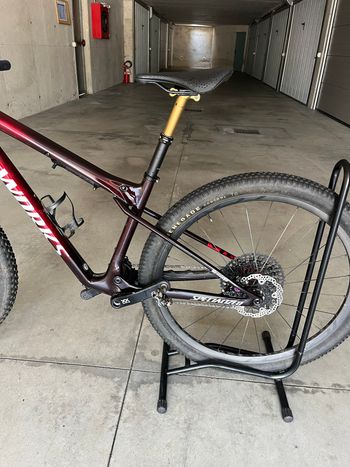 Used Specialized S-Works Epic World Cup 2024 2024 Mountainbike, Red, 29 — image 2 of 3