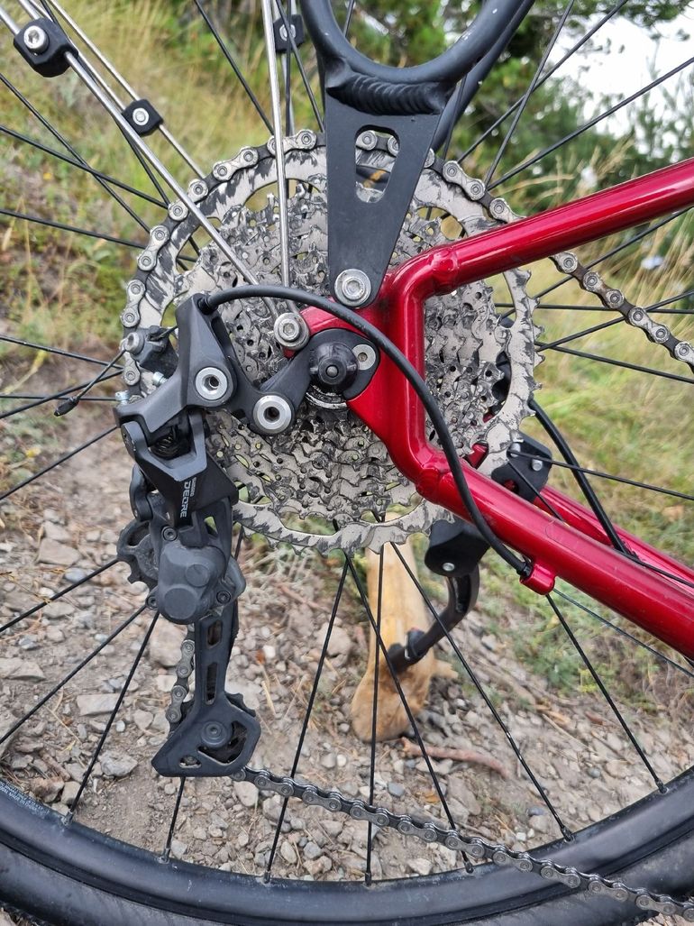 Used Trek Dual Sport 3 Gen 4 2023 2023 Urban, Red — image 3 of 7