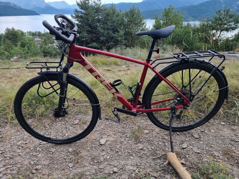 Used Trek Dual Sport 3 Gen 4 2023 2023 Urban, Red — image 2 of 7