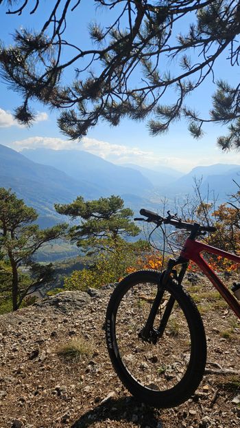 Megamo FACTORY 30 2024 2024 Mountainbike usato, Rosso — immagine 2 di 6
