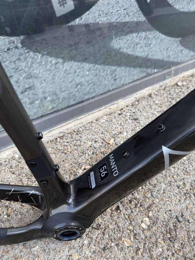 Used Aurum Manto Gravel Frameset 2026 Road & Gravel, Black — image 3 of 8