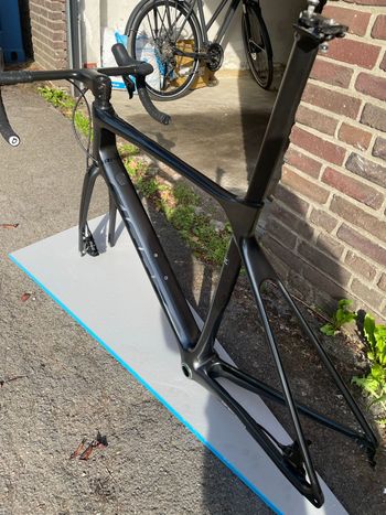 Used Giant TCR Advanced Disc 1+ Pro Compact 2022 Frameset 2022 Road & Gravel, Light Gray — image 5 of 12