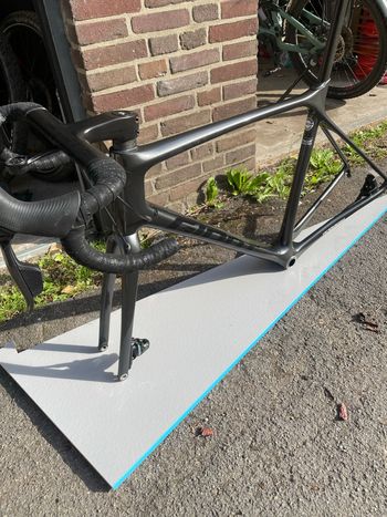 Used Giant TCR Advanced Disc 1+ Pro Compact 2022 Frameset 2022 Road & Gravel, Light Gray — image 12 of 12