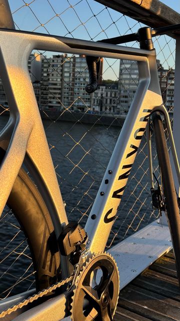 Brugt Canyon Aeroad CF SLX 8 Di2 2024 2024 Road & Gravel — billede 5 af 8