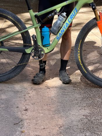 Used Santa Cruz BLUR XX1 AXS TR RSV / Carbon CC 2024 2024 Mountainbike, Green, 29 — image 2 of 4