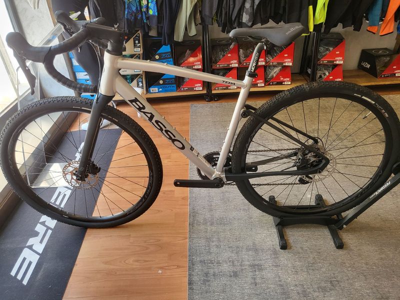 Used Basso Tera Shimano GRX 2022 Road & Gravel