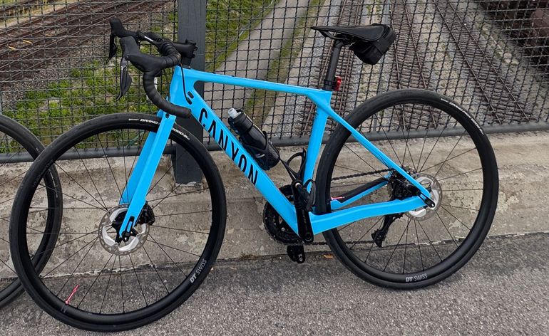 Used Canyon Endurace CF 7 Di2 2023 2023 Road & Gravel, Blue — image 1 of 5