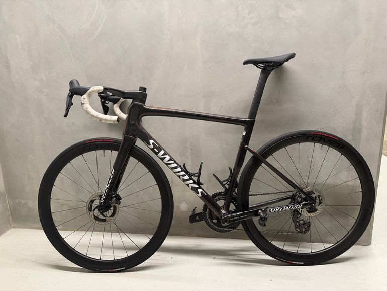 Used Specialized Tarmac Shimano Dura Ace Di2 2024 Road & Gravel, Black — image 2 of 7