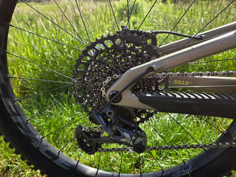 Tweedehands Santa Cruz 5010 X01 / Carbon CC 2023 2023 Mountainbike — afbeelding 5 van 7