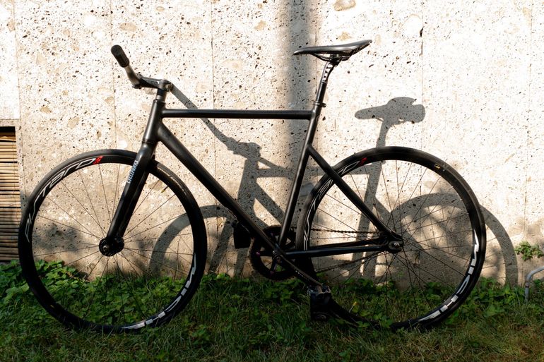 Used Santa fixie Custom Single Speed / Fixed Gear 2019 Road & Gravel, Black — image 2 of 18