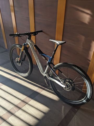 Tweedehands Orbea OIZ M10 2024 2024 Mountainbike — afbeelding 7 van 7