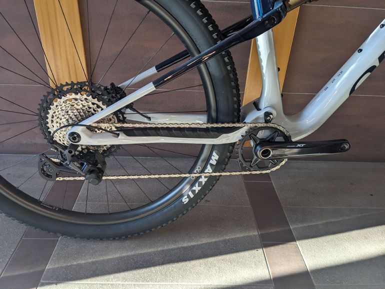 Tweedehands Orbea OIZ M10 2024 2024 Mountainbike — afbeelding 3 van 7