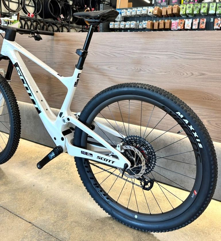 Used Scott Spark RC World Cup EVO 2026 2026 Mountainbike, White, 29 — image 9 of 9