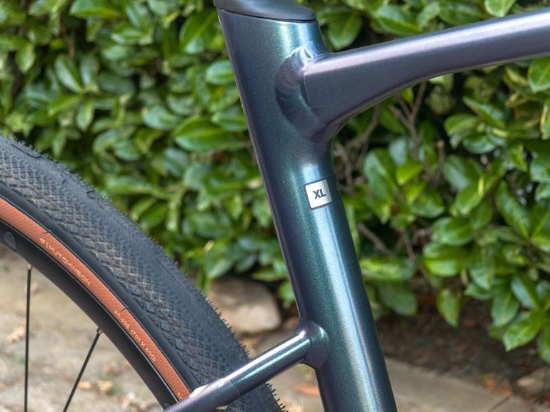 Used Giant Revolt 0 2024 2024 Road & Gravel, Blue — image 4 of 17