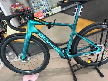 Gebrauchtes Bianchi Infinito PRO 2026 2026 Road & Gravel, Grün — Bild 4 von 4