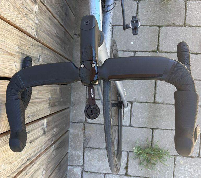 Used Avalanche Custom SRAM Red eTap 2025 Road & Gravel, Blue — image 4 of 12