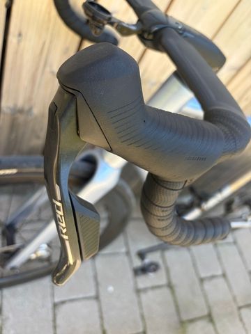Käytetty Avalanche Custom SRAM Red eTap 2025 Road & Gravel — kuva 9 / 12