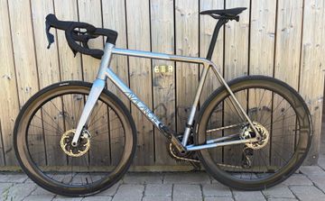 Käytetty Avalanche Custom SRAM Red eTap 2025 Road & Gravel — kuva 2 / 12