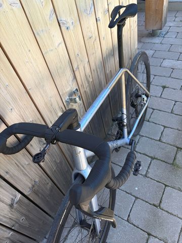 Käytetty Avalanche Custom SRAM Red eTap 2025 Road & Gravel — kuva 7 / 12