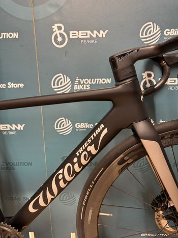 Wilier Filante SLR Ultegra Di2 12s 2023 2023 Road & Gravel d'occasion — image 7 sur 14