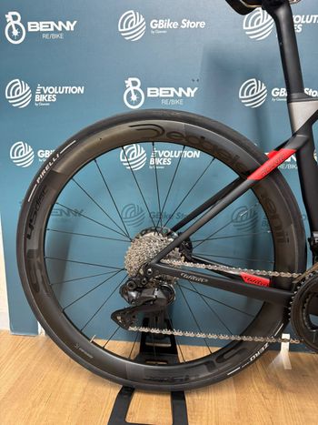 Wilier Filante SLR Ultegra Di2 12s 2023 2023 Road & Gravel d'occasion — image 2 sur 14