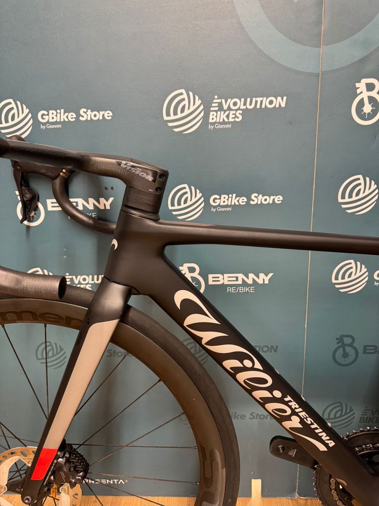 Wilier Filante SLR Ultegra Di2 12s 2023 2023 Road & Gravel d'occasion — image 13 sur 14