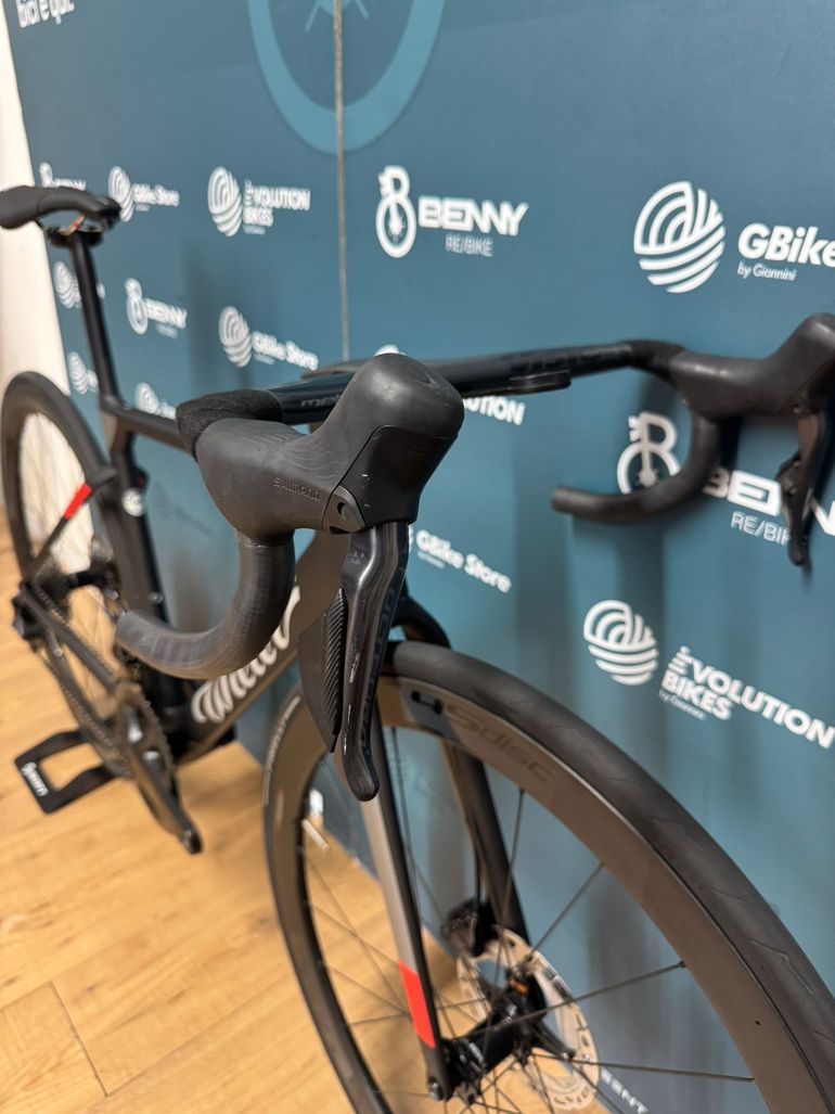 Wilier Filante SLR Ultegra Di2 12s 2023 2023 Road & Gravel d'occasion — image 9 sur 14
