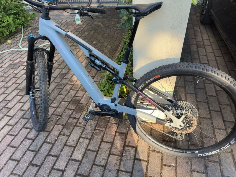 CUBE AMS HYBRID SRAM GX Eagle AXS 2024 MTB usato