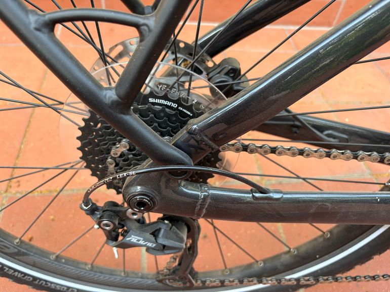 Gebrauchtes Giant Custom 2025 Urban, Schwarz — Bild 3 von 7