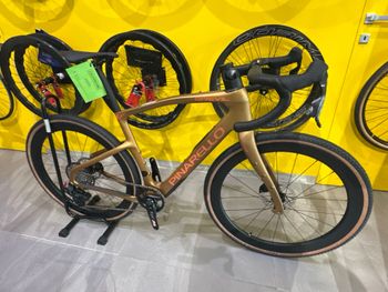 Brugt Pinarello GREVIL F5 SRAM RIVAL XPLR AXS 2026 2026 Road & Gravel