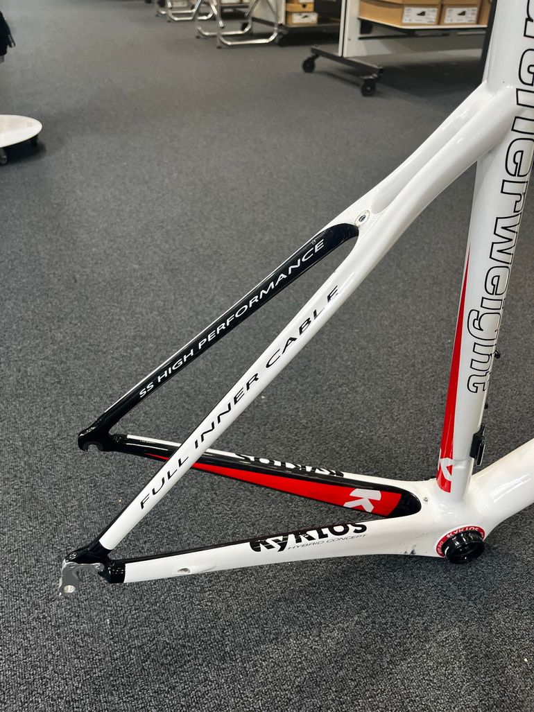 Used Kyklos by Danilo di Luca Featherweight Frameset 2014 Road & Gravel, White — image 5 of 9