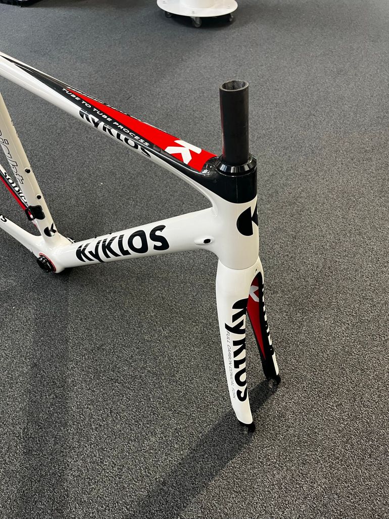 Used Kyklos by Danilo di Luca Featherweight Frameset 2014 Road & Gravel, White — image 6 of 9