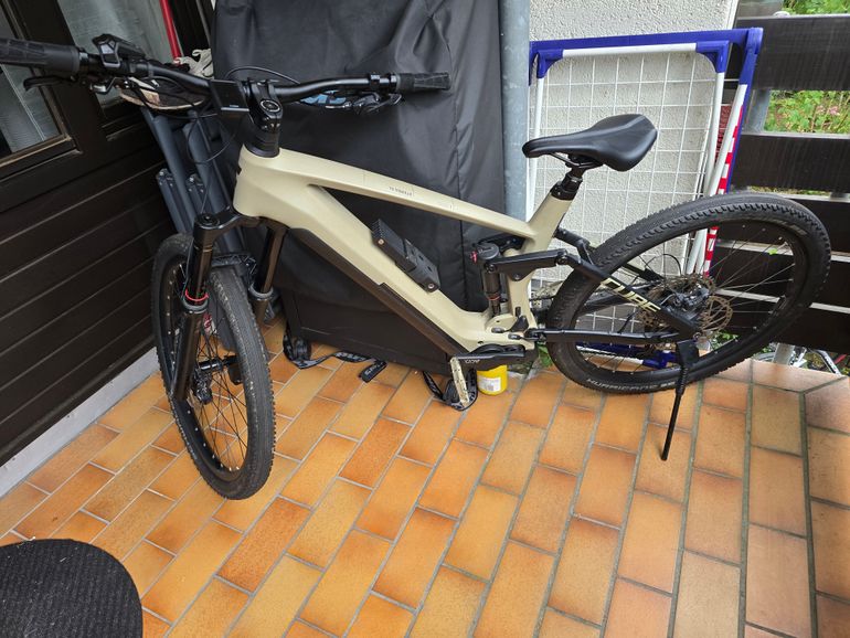 Used CUBE STEREO HYBRID 160 HPC, SL 750 27.5 2022 2022 Mountainbike, Light Gray, 27.5 — image 2 of 6